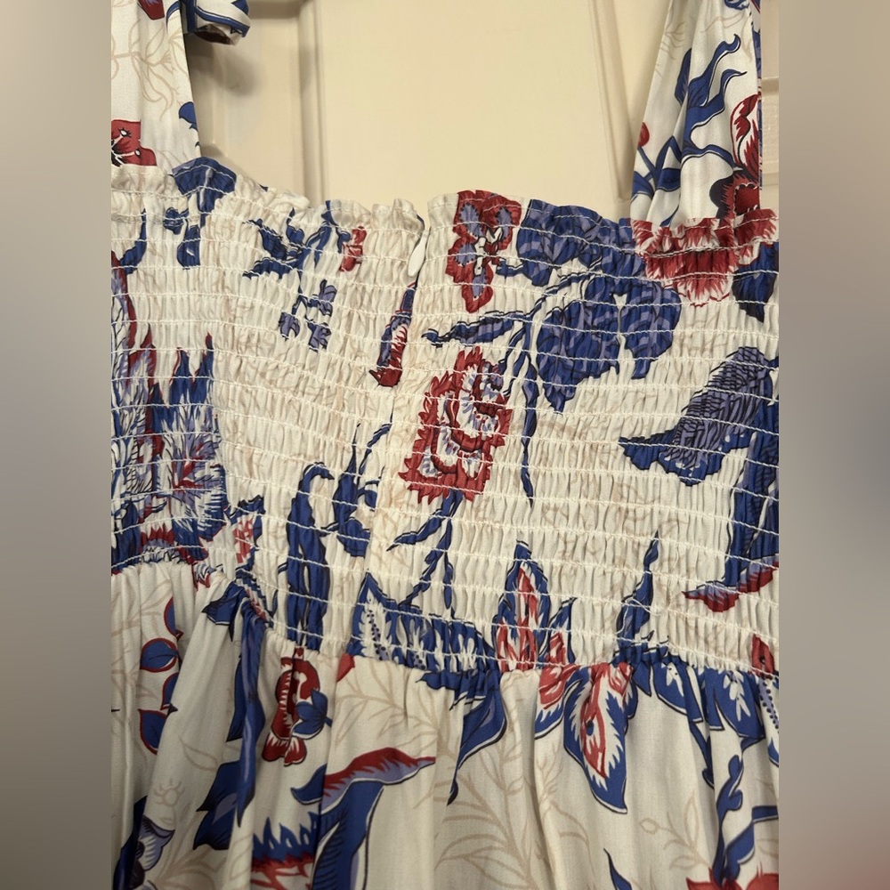 NWT Tuckernuck Cream Heirloom Floral Cameron Dress Medium - Picture 8 of 8